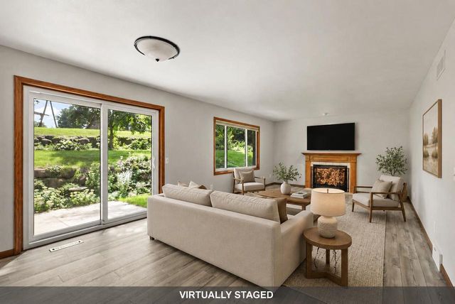 3702 Spring Hill Court, Middleton, WI 53562