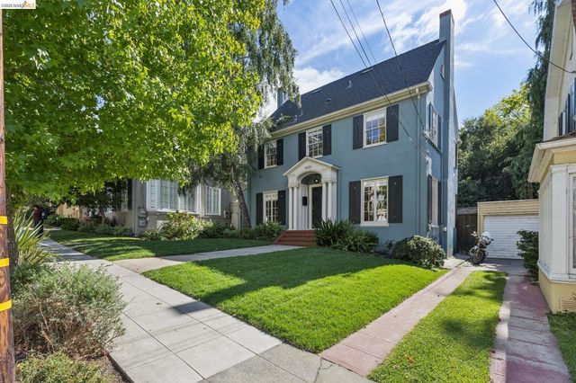 4258 Lakeshore Ave, Oakland, CA 94610