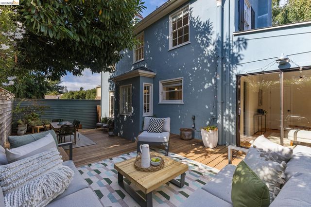 4258 Lakeshore Ave, Oakland, CA 94610