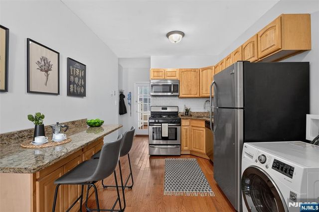200 Wayne Street 102, Jersey City, NJ 07302