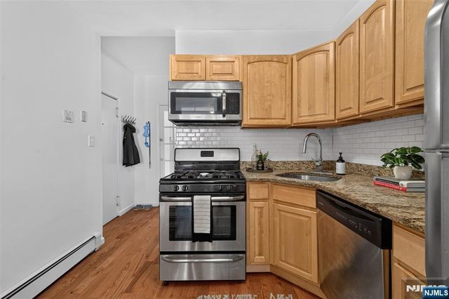 200 Wayne Street 102, Jersey City, NJ 07302