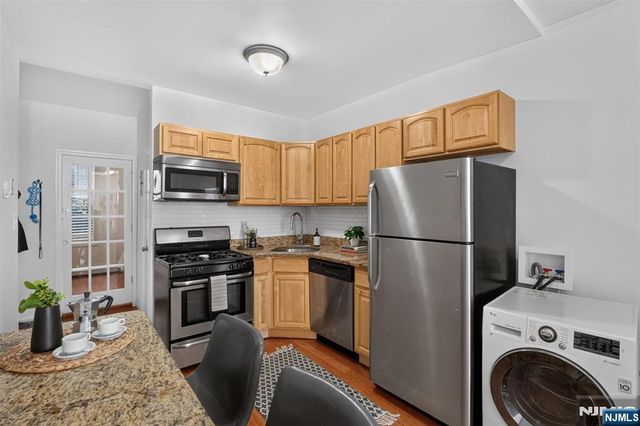 200 Wayne Street 102, Jersey City, NJ 07302