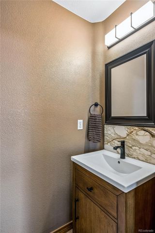 18772 E Powers Drive, Aurora, CO 80015