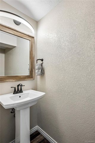 18772 E Powers Drive, Aurora, CO 80015