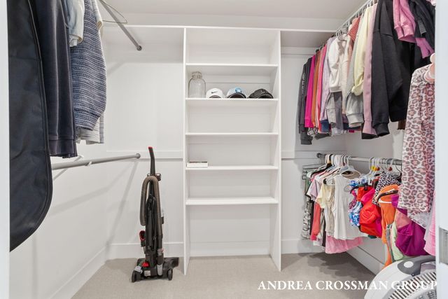 27 Third Street, South Haven, MI 49090