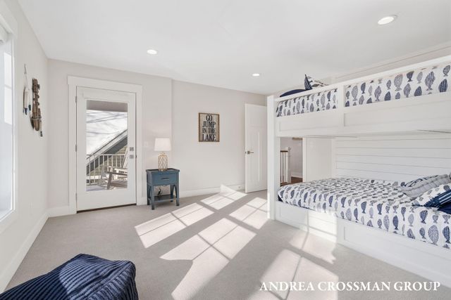 27 Third Street, South Haven, MI 49090