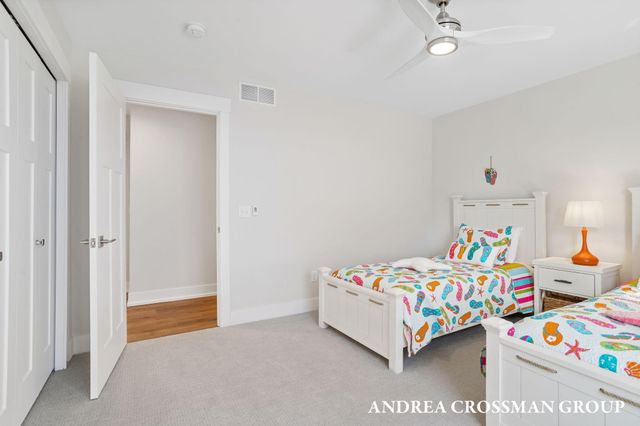 27 Third Street, South Haven, MI 49090