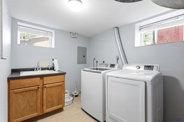 312 ST ANDREW, Rapid City, SD 57701