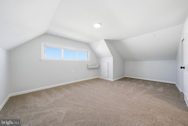 11 WHITEWOOD DR, Levittown, PA 19057