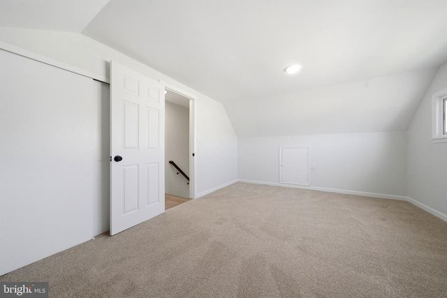 11 WHITEWOOD DR, Levittown, PA 19057