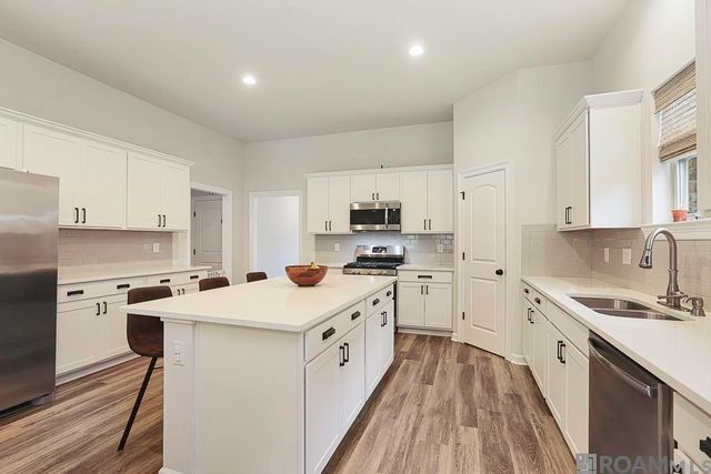 8242 Treeline Dr, Gonzales, LA 70737
