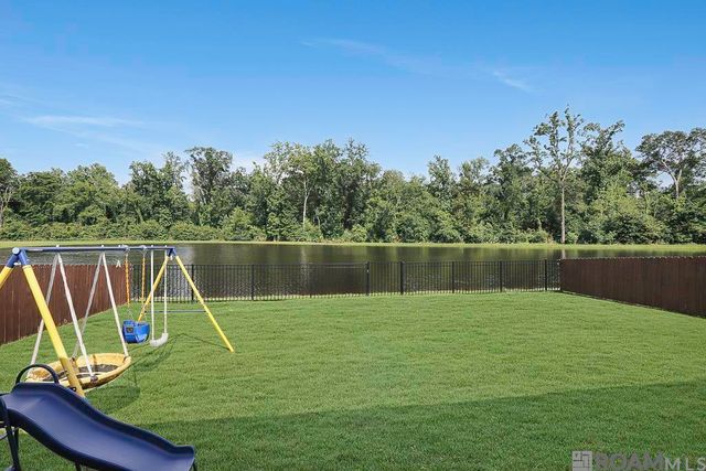 8242 Treeline Dr, Gonzales, LA 70737