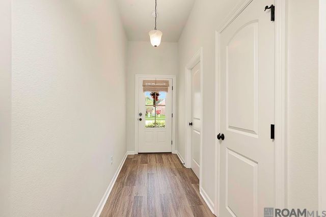 8242 Treeline Dr, Gonzales, LA 70737