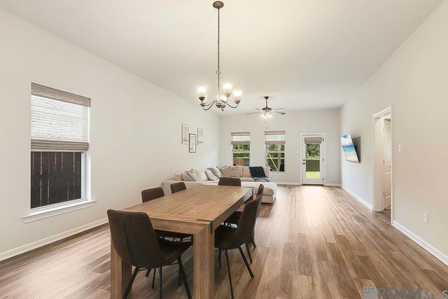 8242 Treeline Dr, Gonzales, LA 70737