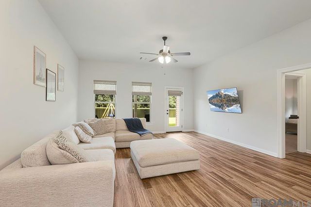 8242 Treeline Dr, Gonzales, LA 70737
