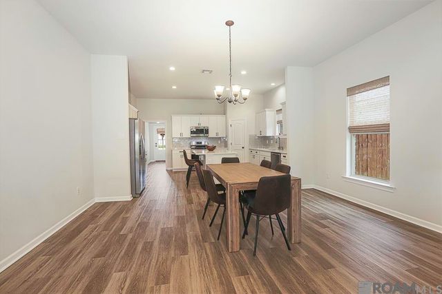 8242 Treeline Dr, Gonzales, LA 70737