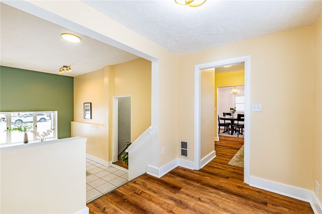 99 Beverly Heights, Greece, NY 14616