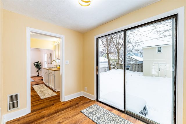 99 Beverly Heights, Greece, NY 14616