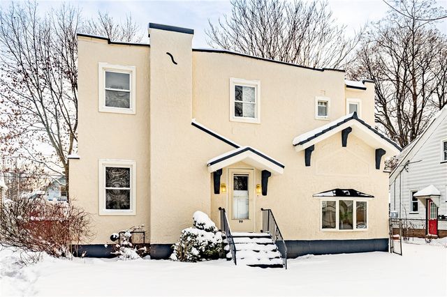 99 Beverly Heights, Greece, NY 14616