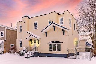 99 Beverly Heights, Greece, NY 14616