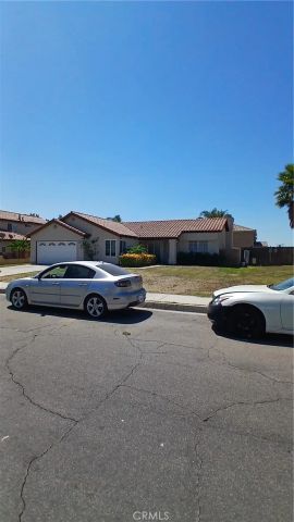 1273 W Woodcrest, Bloomington, CA 92316