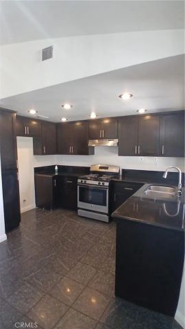 1273 W Woodcrest, Bloomington, CA 92316