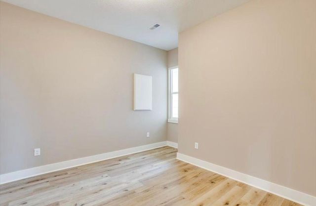 5408 N Sandkey, Wichita, KS 67204