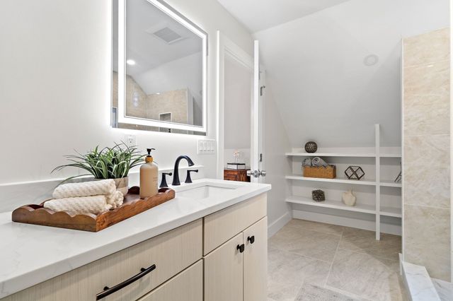 22 Belknap Court, Concord, MA 01742