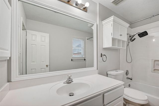 3715 Humble Drive, Manvel, TX 77578