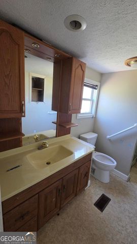 25 Fischer Way, Sharpsburg, GA 30277