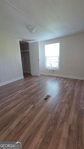25 Fischer Way, Sharpsburg, GA 30277