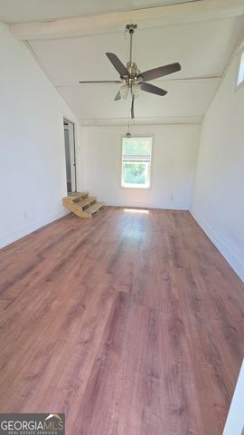 25 Fischer Way, Sharpsburg, GA 30277