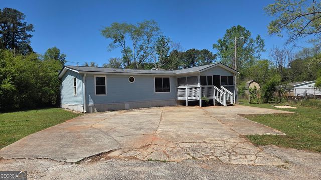 25 Fischer Way, Sharpsburg, GA 30277