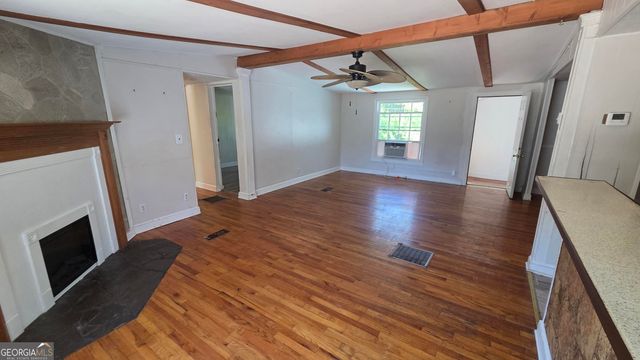 25 Fischer Way, Sharpsburg, GA 30277