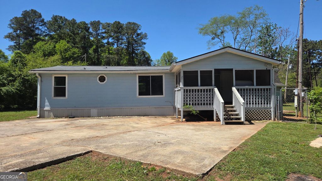25 Fischer Way, Sharpsburg, GA 30277