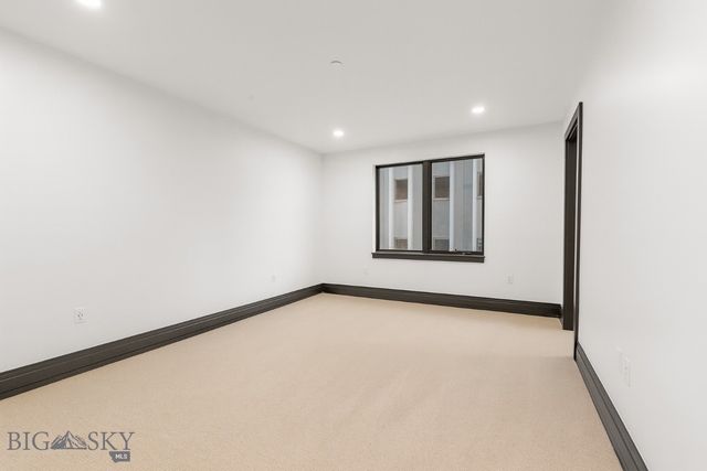 315 N Tracy Avenue 102, Bozeman, MT 59715