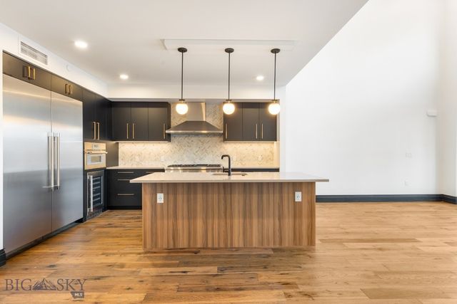 315 N Tracy Avenue 102, Bozeman, MT 59715