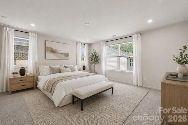 8230 Franklin Trail Street, Charlotte, NC 28227