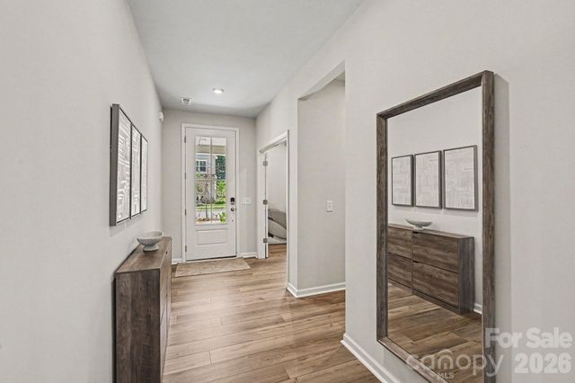 8230 Franklin Trail Street, Charlotte, NC 28227