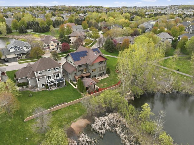 10721 Watersedge Lane, Woodbury, MN 55129