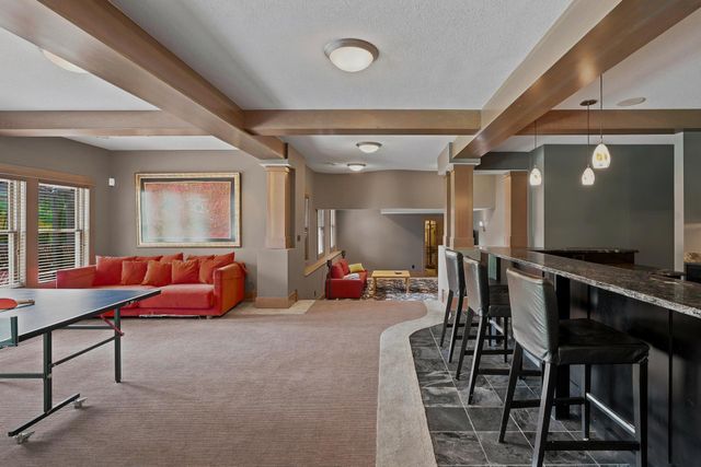 10721 Watersedge Lane, Woodbury, MN 55129