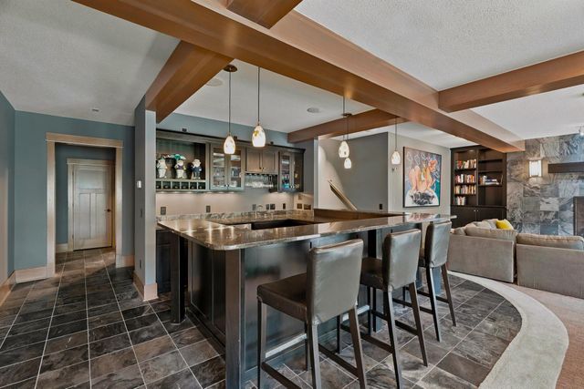 10721 Watersedge Lane, Woodbury, MN 55129