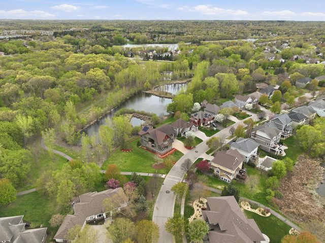 10721 Watersedge Lane, Woodbury, MN 55129