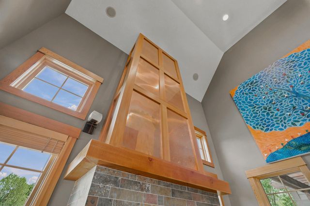 10721 Watersedge Lane, Woodbury, MN 55129