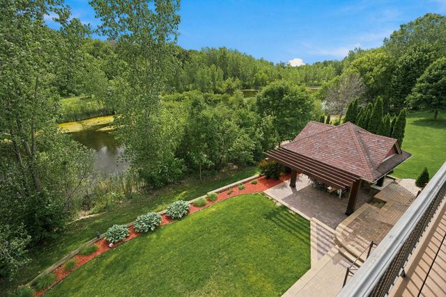 10721 Watersedge Lane, Woodbury, MN 55129