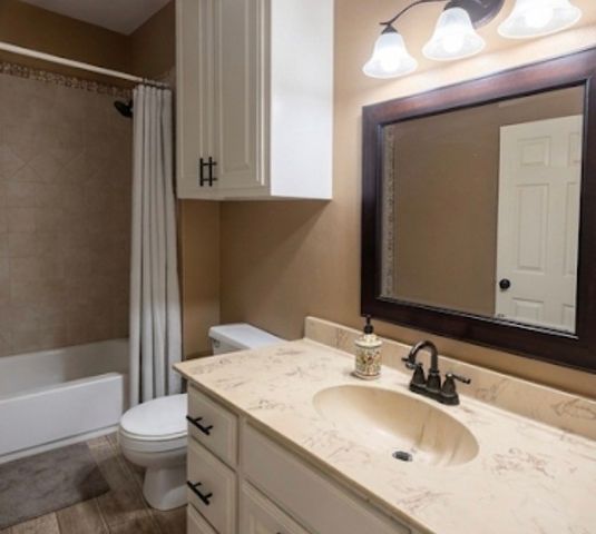 1642 Ash Street, Grand Prairie, TX 75050