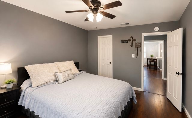 1642 Ash Street, Grand Prairie, TX 75050