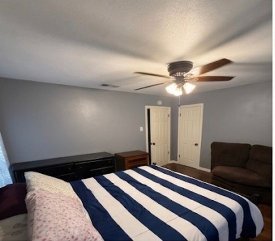 1642 Ash Street, Grand Prairie, TX 75050