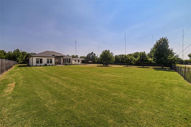 2012 NE 100th Street, Oklahoma City, OK 73131