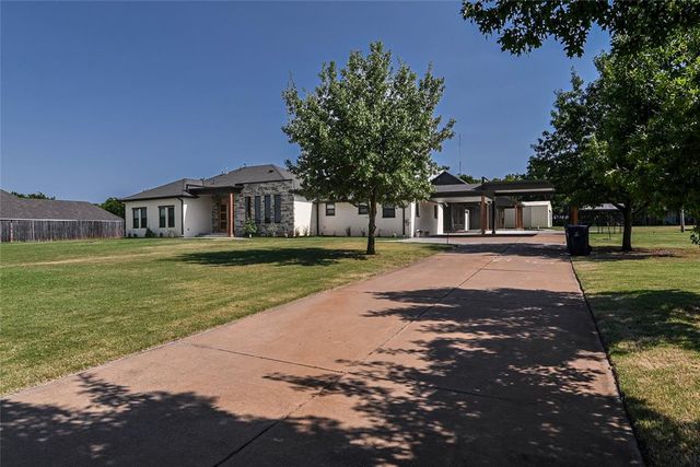 2012 NE 100th Street, Oklahoma City, OK 73131